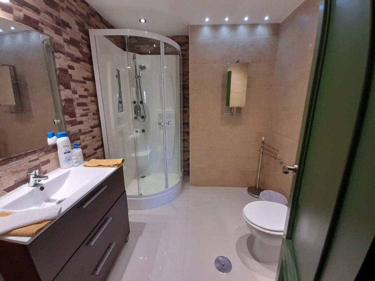 Estepona Centro Playa Apartment Luaran gambar